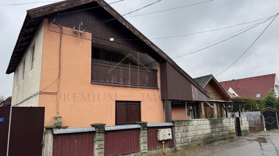 Casa + Spațiu comercial de vânzare în Onesti - Poză 16