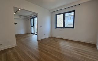 Unirii - Centru - 3 camere - Centrala proprie - mobila la comanda - Poză 2