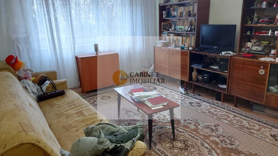 3 Camere - 64MP | Decomandat | 2 Bai | 1981 | Uverturii - Poză 1