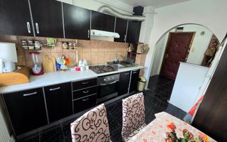 Apartament 2 Camere Decomandat, Zona Sub Stadion - Poză 4