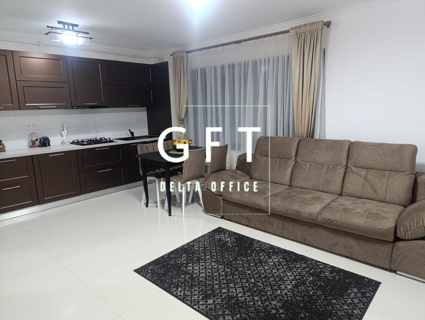 Apartament 3 camere, zona Sud - Poză 1