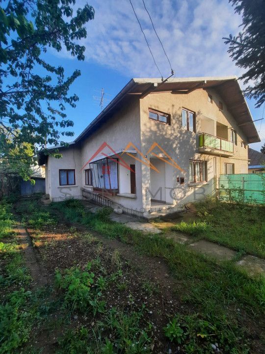 Casa P+1, 5 camere, 2 bai, zona retrasa, CT, garaj, Campina, Prahova - Poză 1