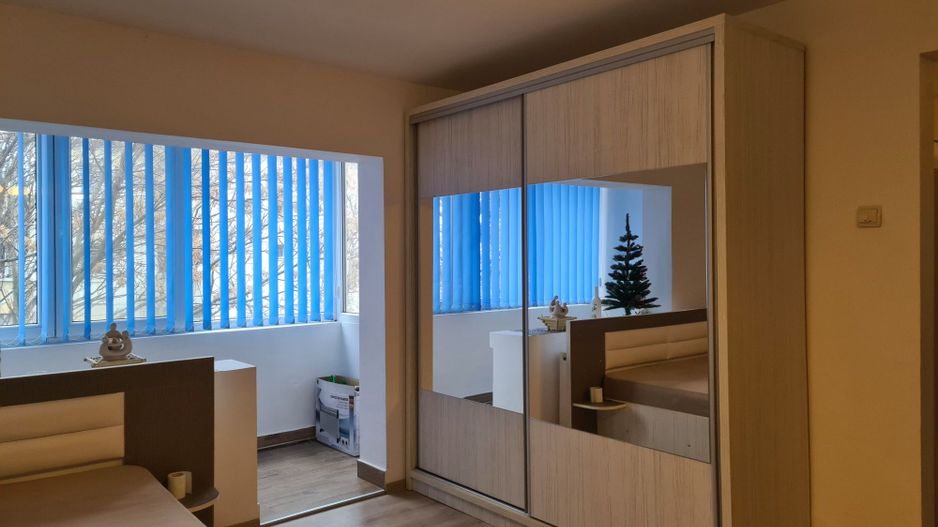 Vanzare Garsoniera Mall Vitan, Bloc Mixt de 4 etaje, 41 mp, Ideală Investiție - Poză 2