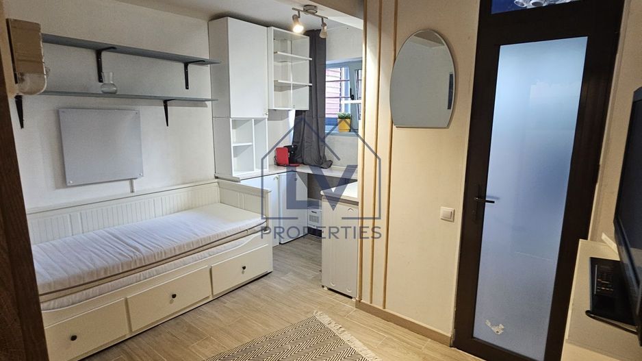 Ultracentral Moxa Victoriei Airbnb 3 garsoniere - Poză 6