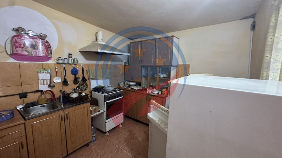 Casa si teren Ultracentral - Poză 10