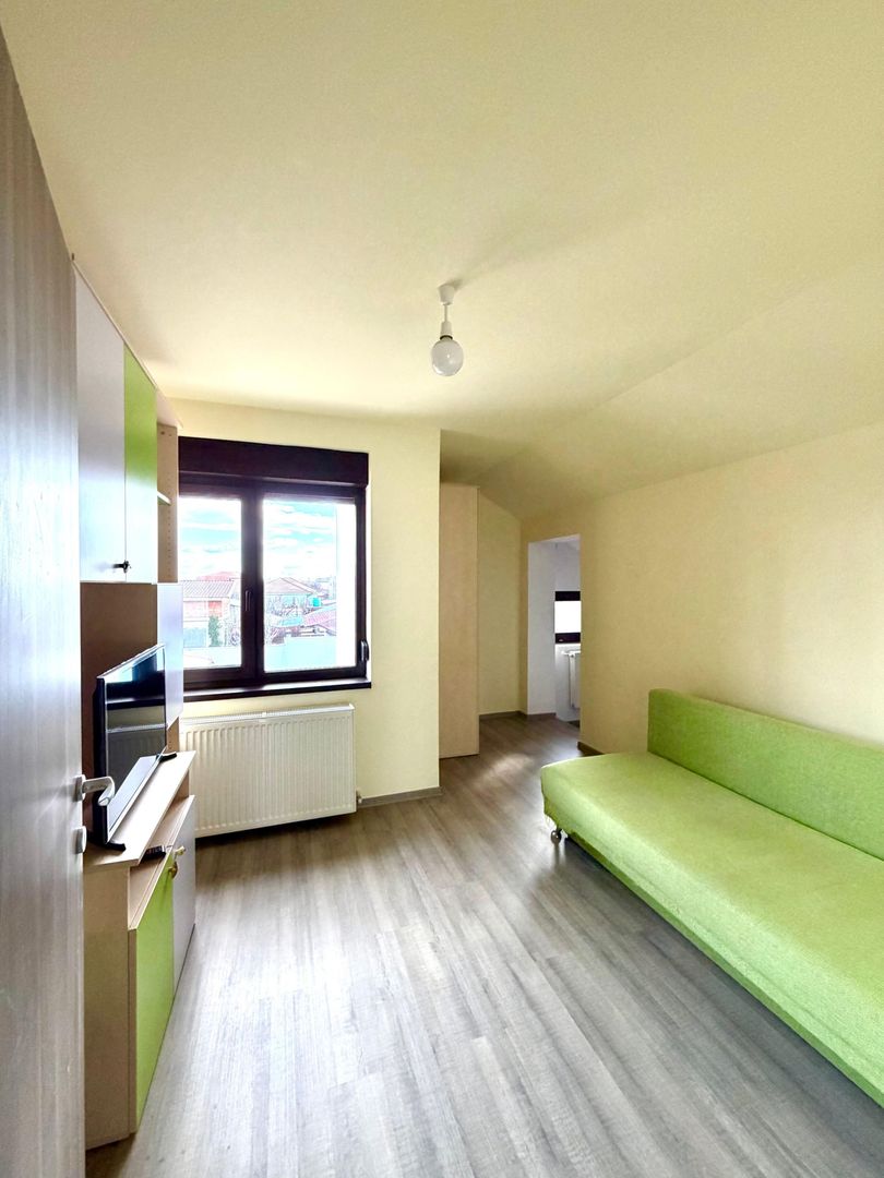 1100 e/ mp - Casa individuala  - 700 mp teren - la asfalt - Sacalaz - Poză 18