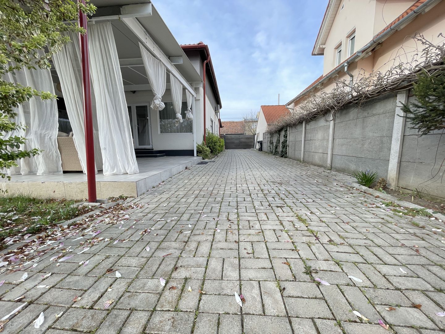 Casa de vanzare in zona Lipovei - Poză 14