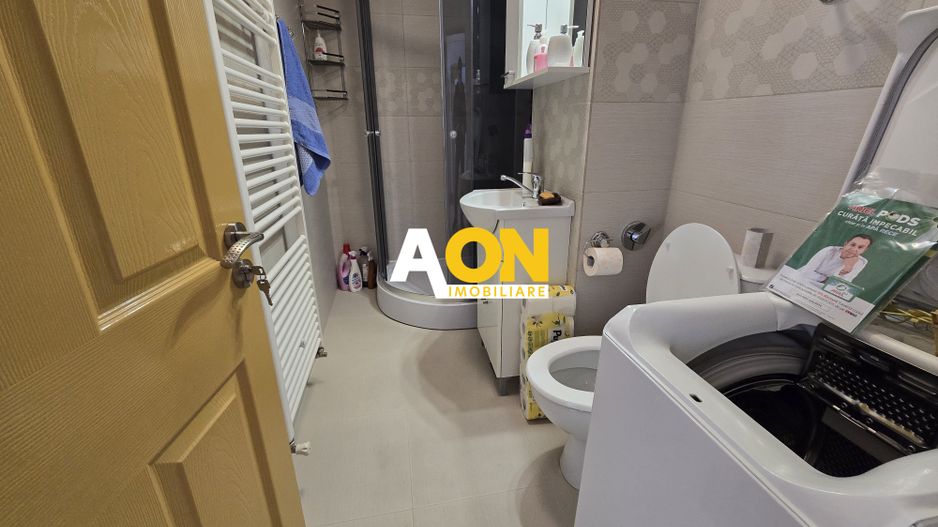 Apartament 2 Camere Decomandat,cu Vedere Spre Catedrala - Poză 5