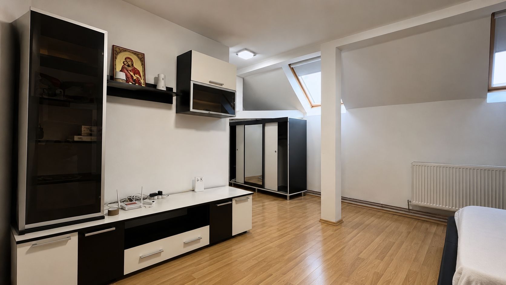 COMISION 0% | Mansarda Zona AEM | 38 mp | Centrala Proprie | Acoperis - Poză 3