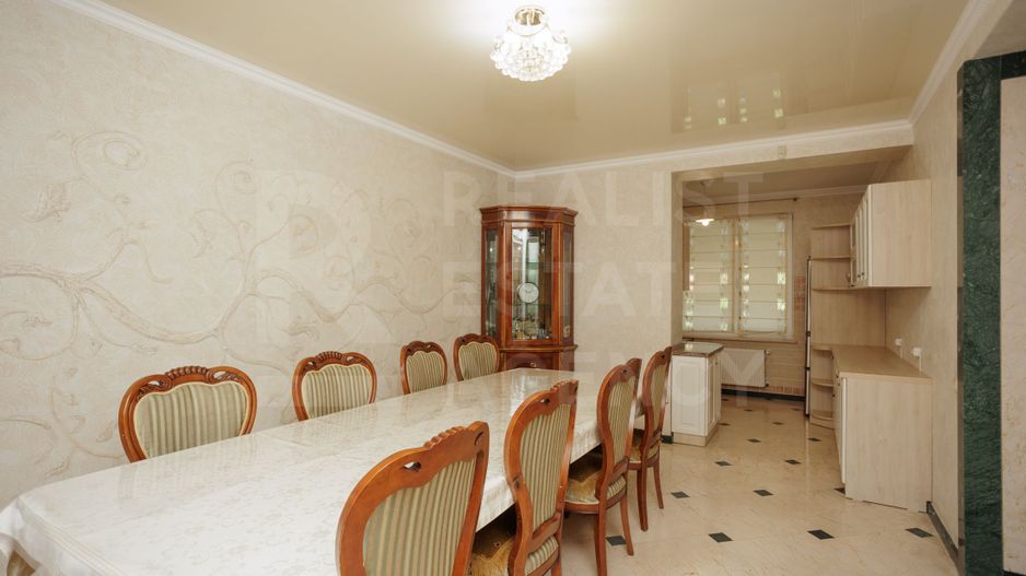 Chirie, casă, 6 camere, Strada Trifan Baltă, Centru - Poză 11