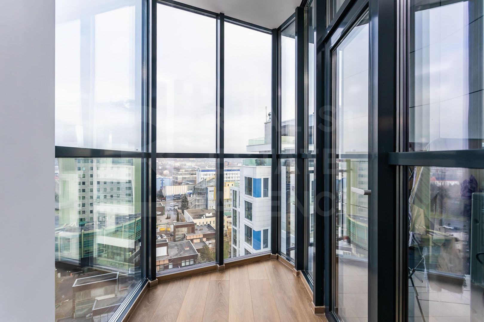 Chirie, apartament, 3 camere, bul. Ștefan cel Mare, Centru - Poză 4