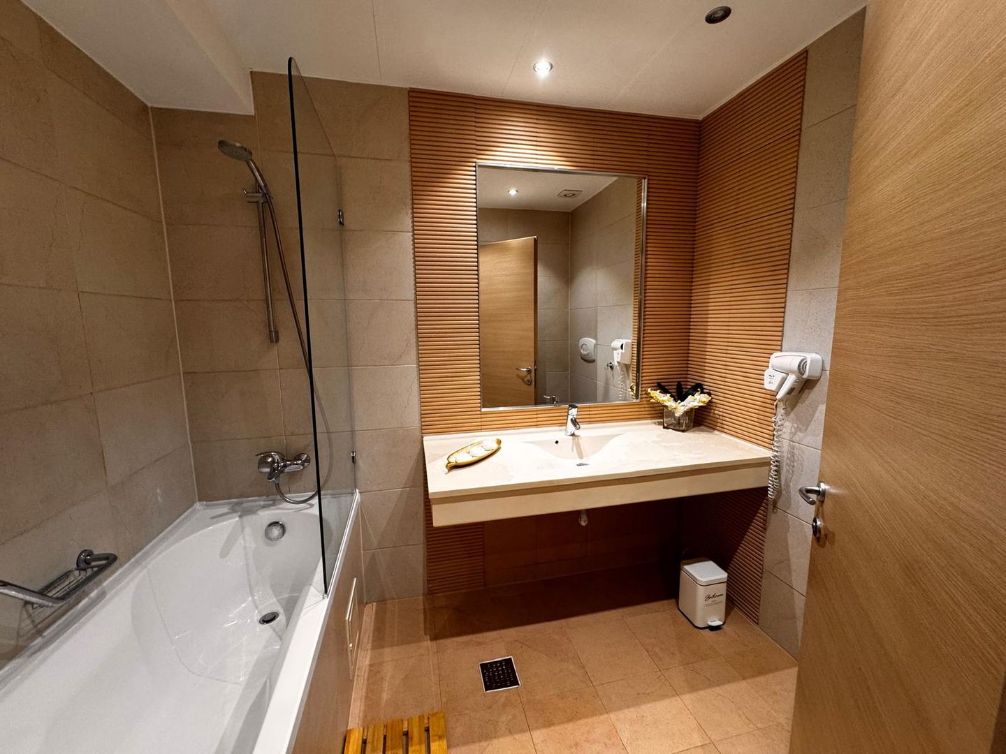 Apartament 2 camere | Vitan | Finisat Modern - Poză 9