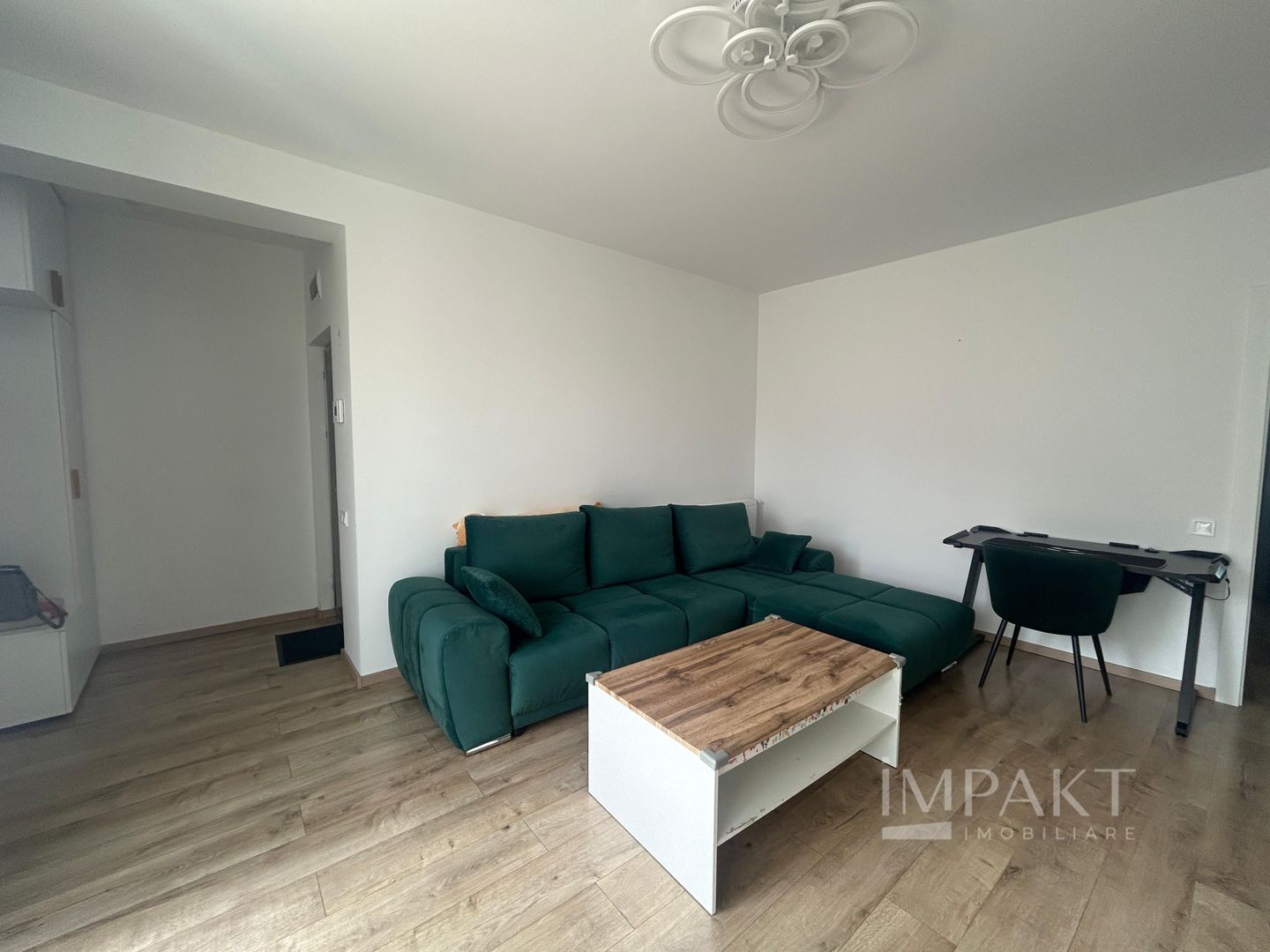 Vanzare apartament 2 camere, parcare si terasa, zona The Office! - Poză 1