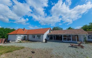 Casa 4 camere, 1968mp teren, Limba - Poză 1
