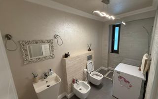 Vila ultramoderna Consul cu piscina si design impresionant - Poză 15