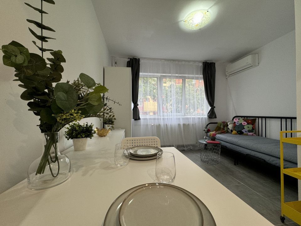Garsoniera renovata si mobilata, Complex Studentesc, Daliei, Etaj 1. Comision 0 - Poză 1