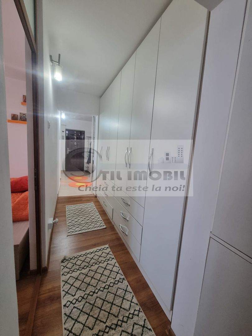 Apartament cu 3 cam, dec, 75 mp, 2 bai, balcon, Nicolina - 135000 euro - Poză 4