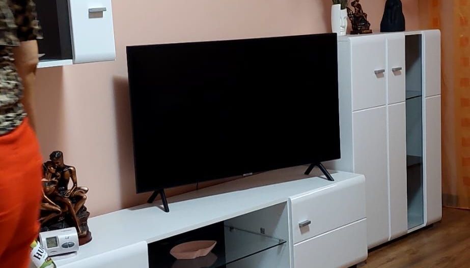 De inchiriat apartament 2 camere in micro 17, etaj 3, 350 euro - Poză 1