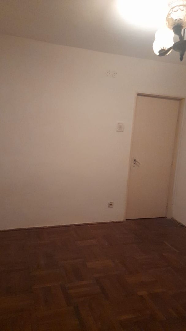 Apartament 3 camere Giulesti - Poză 2