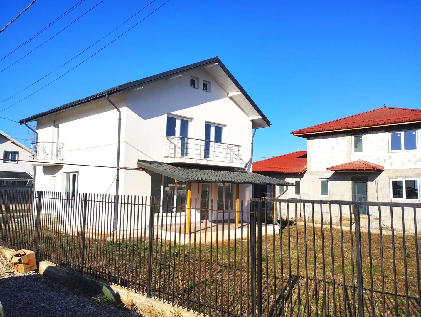 Casă individuală 5 camere  P+1 cu pod, gata de mutare, 468 mp teren - Poză 3