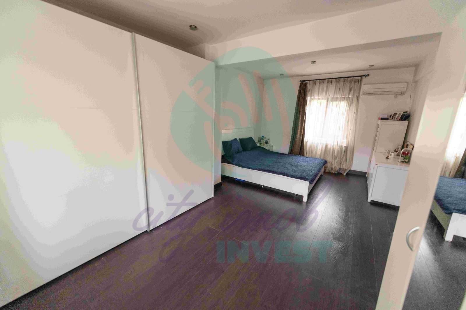 "Acasa" in Vatra Luminoasa - Poză 8