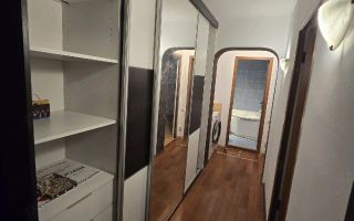 Vand apartament 3 camere, semidecomandat, str. Liviu Rebreanu - Poză 5
