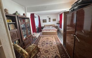 Casă cu 7 camere, în spatele stadionului - Poză 10