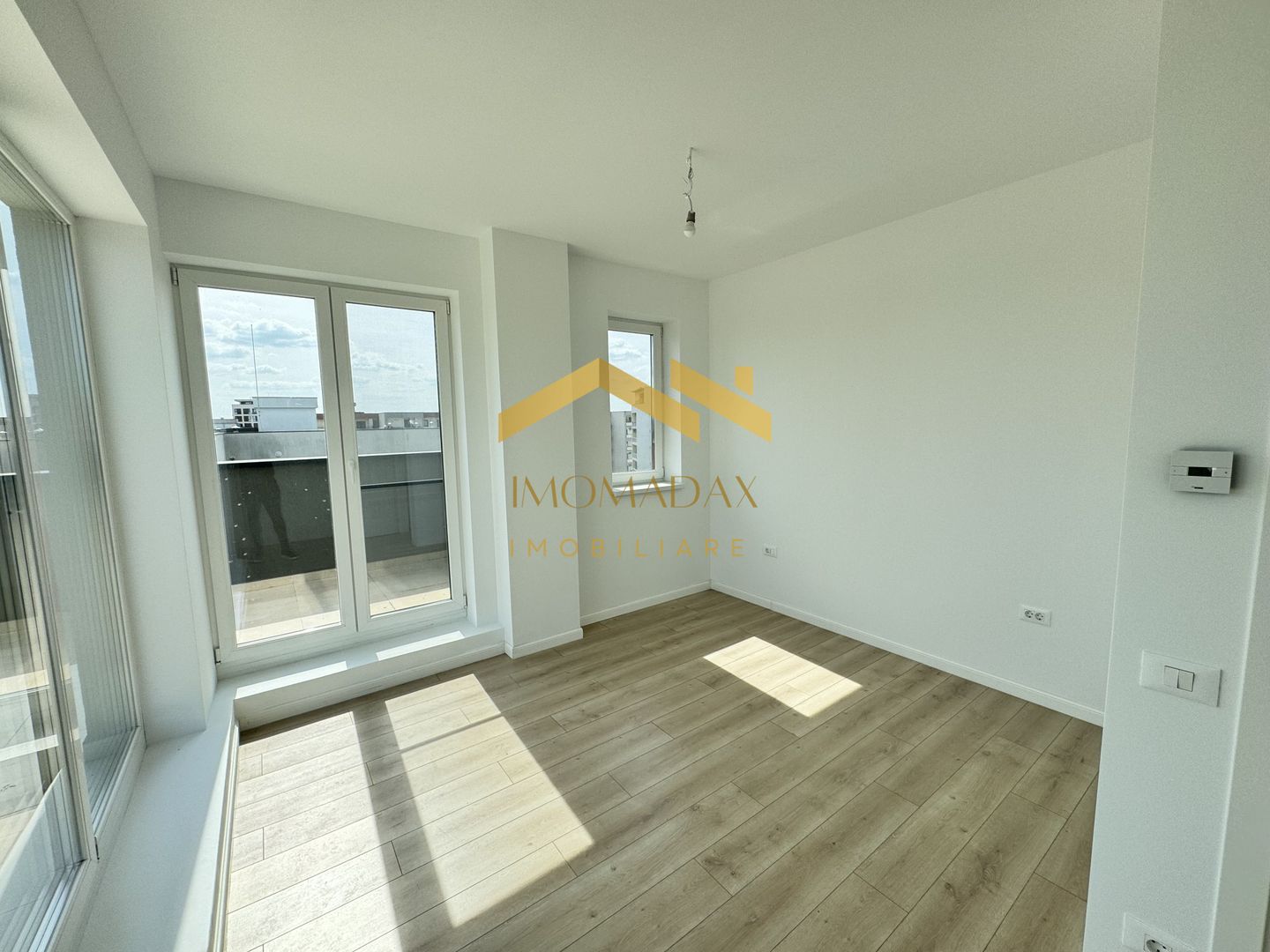 Penthouse Aradului-3 Camere-Centrala Proprie - Poză 8