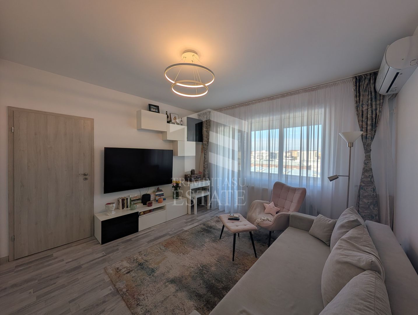 Apartament de 2 Camere Mobilat si Utilat complet + Loc de parcare - Poză 4