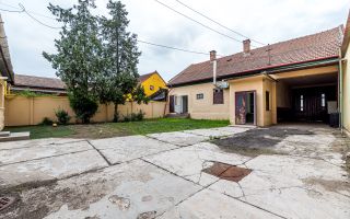 Casa cu potential multiplu cu teren generos pe strada Dunarii - Poză 6