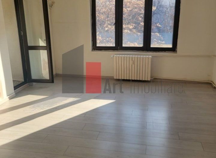 3 Camere Unirii - Octavian Goga - Poză 1