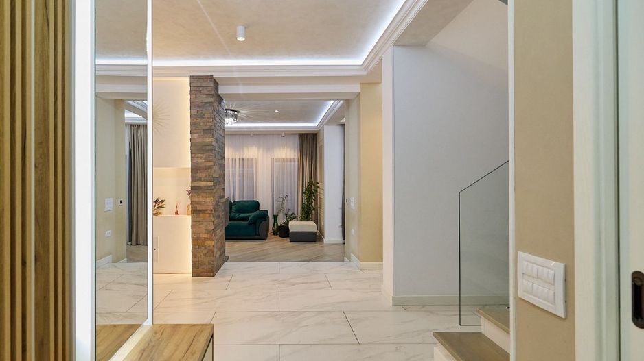 Vila cu Piscina UNICAT! Foto REALE! FINALIZAT Interior si Exterior! - Poză 12