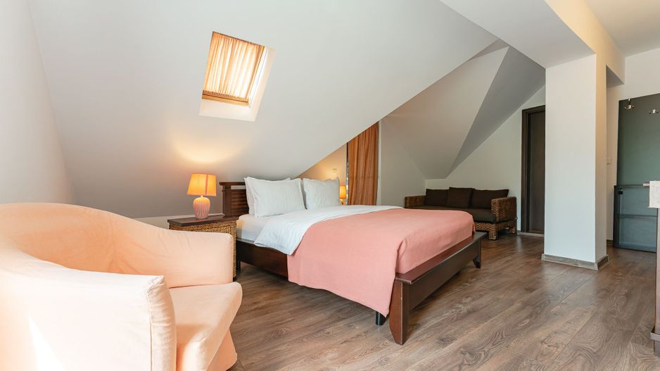Pensiune de vânzare în Bran, cu rating 9.8 Booking și 4.9 Google - Poză 25