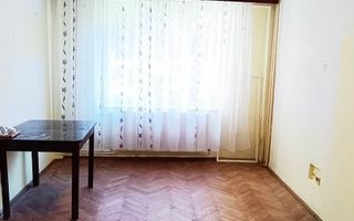 Apartament circular in cartierul astra - Poză 1