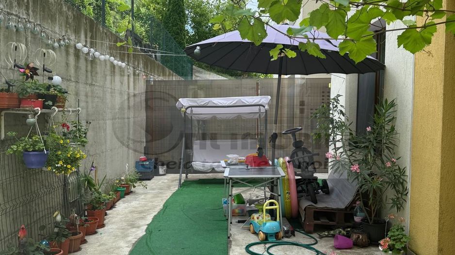 AP 2 CAM FRUMOASA 68 MP PLUS CURTE MOBILAT UTILAT COMPLET-99,000 € - Poză 8