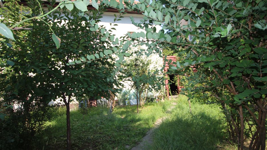 APARTAMENT IN VILA - Poză 3