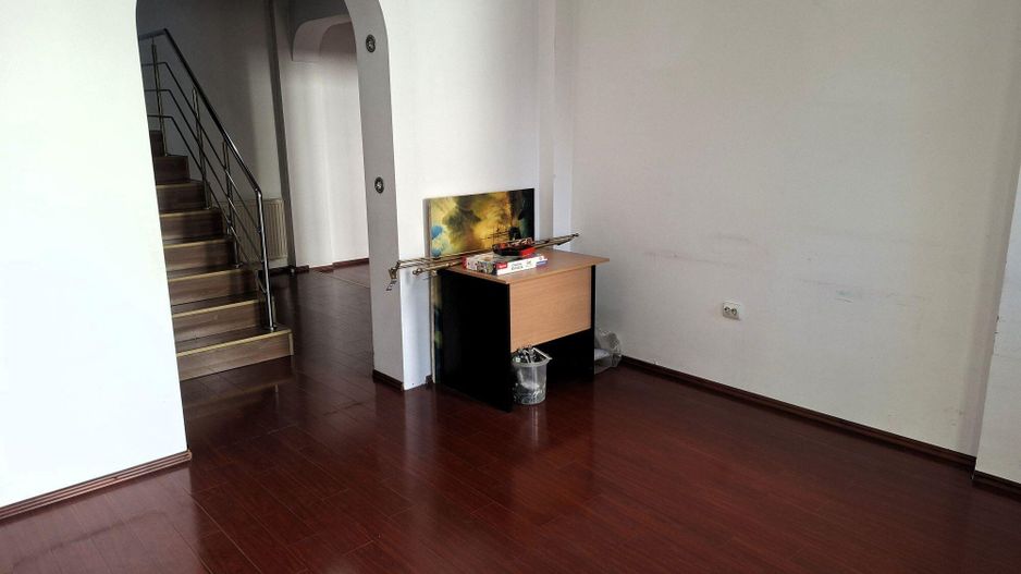 Destinatie rezidentiala / birouri / centru medical. - Poză 21