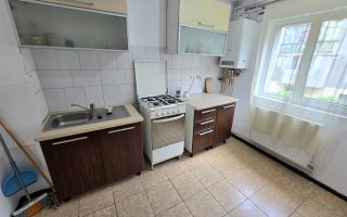 Apartament cu 2 Camere, Etaj 1, Zona Cetate - Poză 6
