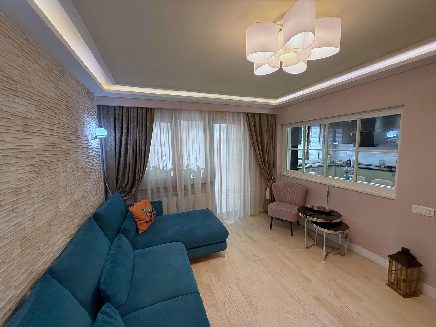 ✨De închiriat 3 camere, Micro 20, 500 Euro/luna - Poză 2
