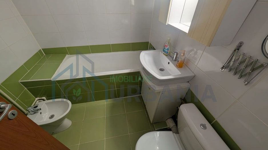 Apartament 3 camere, decomandat, în zona Grădinari - Metalurgie, Iași - Poză 4