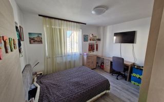 Apartament cu 3 camere - Frunzei - Poză 5