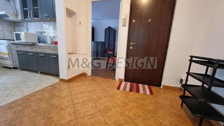 Apartament cu 2 camere cu centrala,  zona Soarelui parter - Poză 3