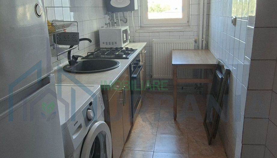 Apartament 3 camere de închiriat în Alexandru cel Bun, lângă Rond 28 - Poză 2