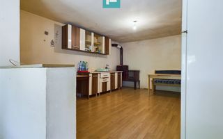 Casă cu 4 camere în Cruceni - Poză 6