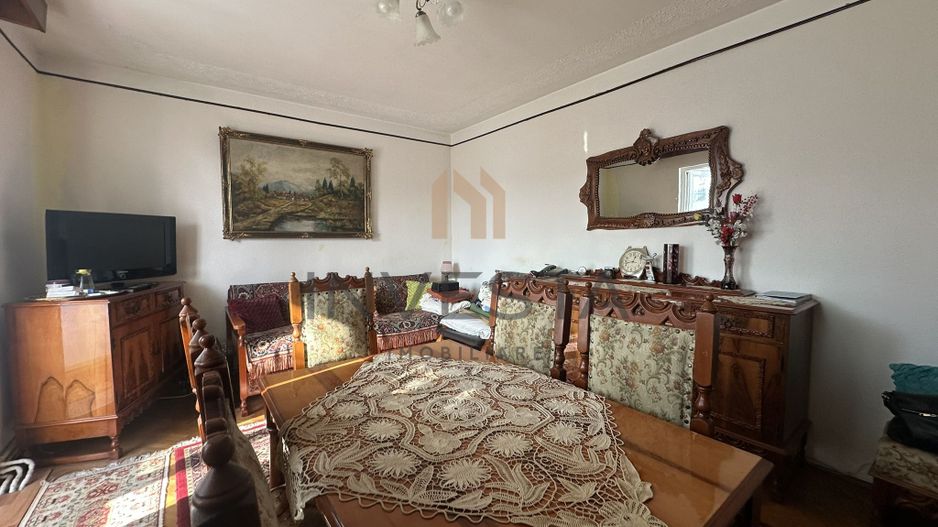 Apartament 3 camere decomandate zona Piata Hermes. - Poză 1