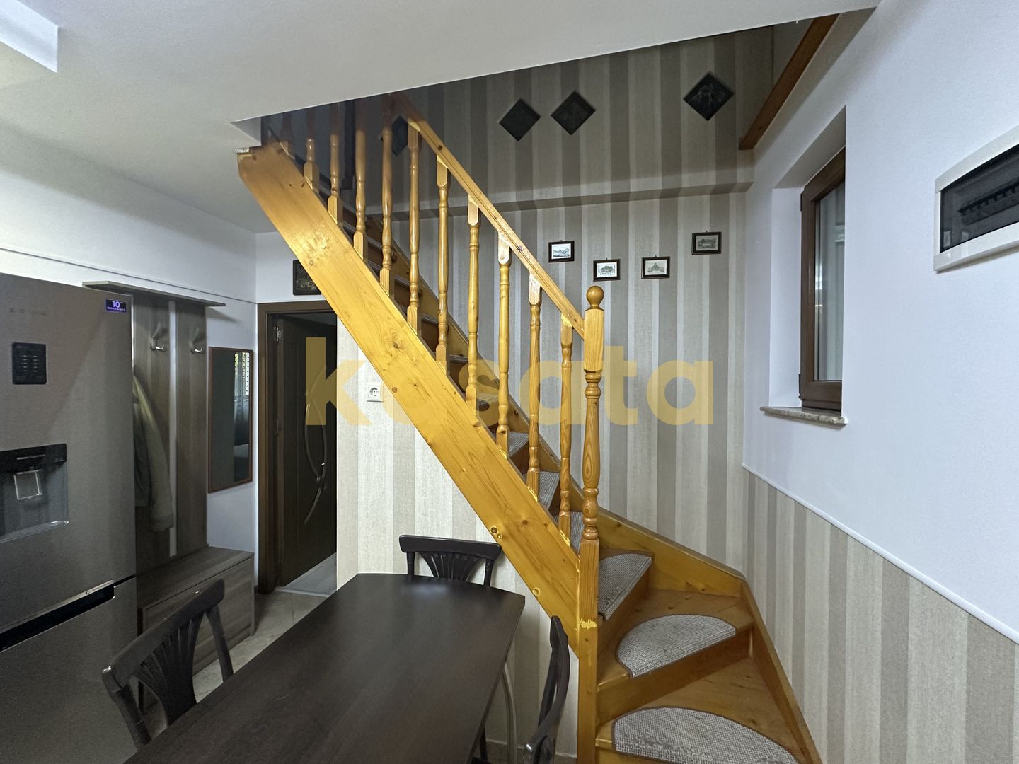 Casă 3 Camere de Vanzare | Curte | Renovată | Magazie - Poză 10