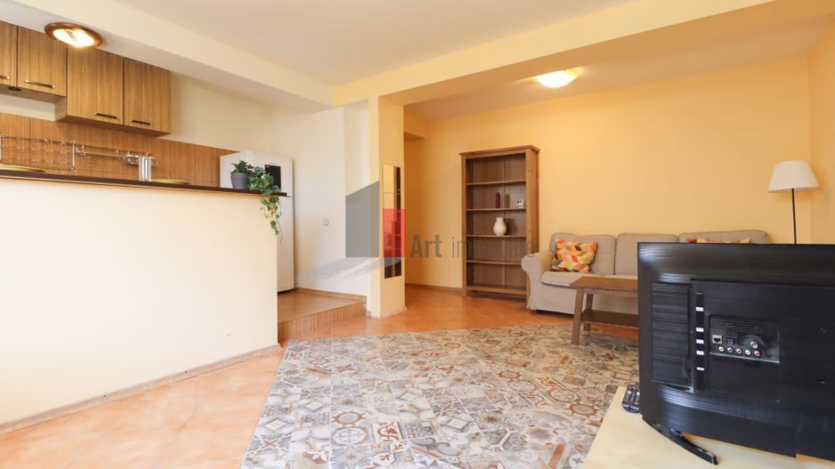 Apartamentul "QETO", bloc cu curte interioara, LIBER - Poză 8