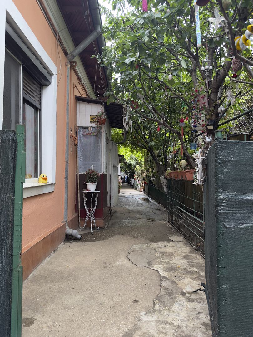Casa de vanzare strada Echinoctiului - Poză 1