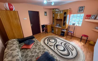 Vila construită in 2010 - P+1+pod - S=236 mp și curte 238 mp Campina! - Poză 12