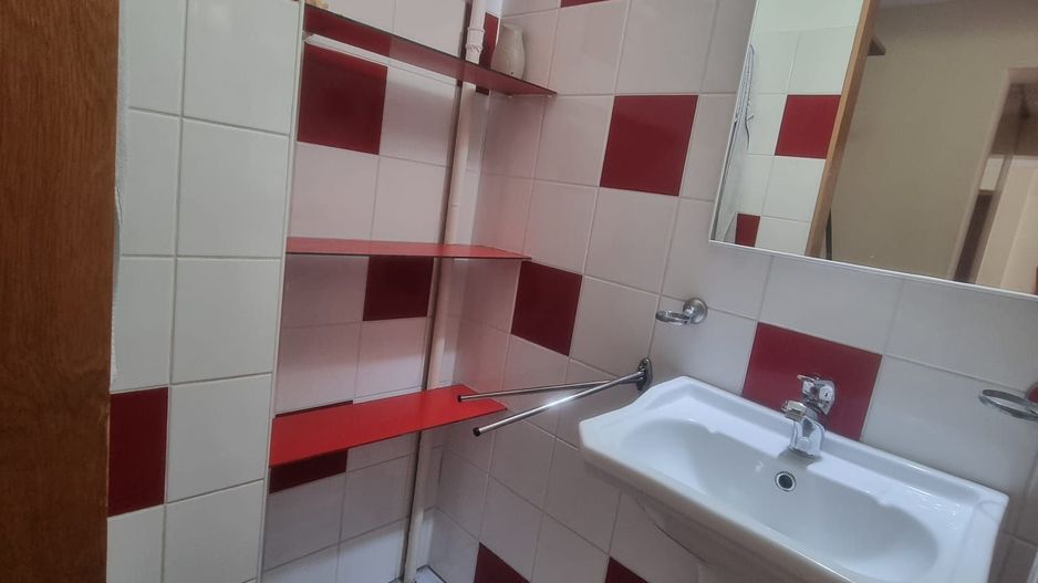 Vanzare apartament 3 camere, 2 bai, bloc 1985, langa metrou Titan, IOR - Poză 4